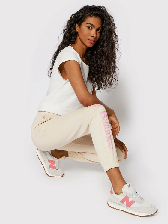 New Balance Γυναίκες Παντελόνια Φόρμας Παντελόνι φόρμας WP21508 Μπεζ Regular Fit 4 New Balance Γυναίκες Παντελόνια Φόρμας Παντελόνι φόρμας WP21508 Μπεζ Regular Fit - Image 2