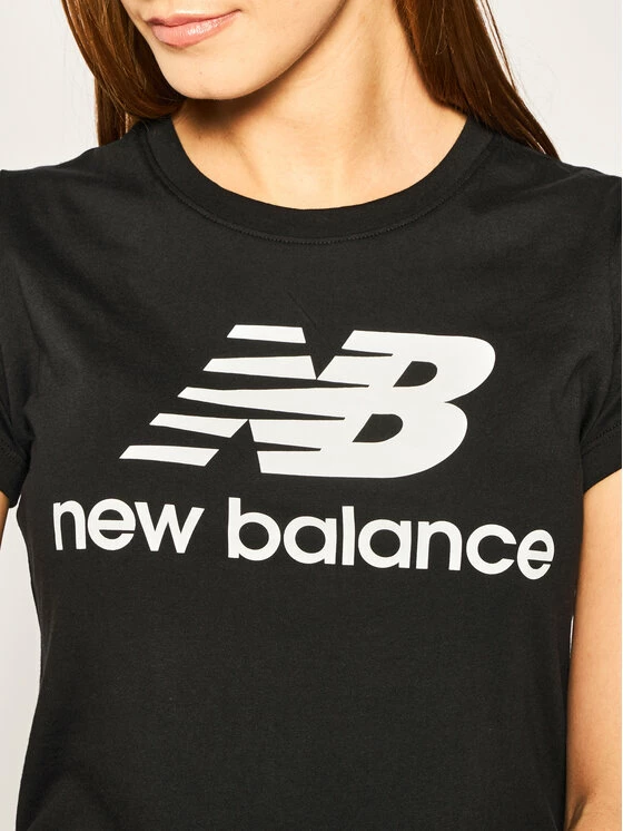 New Balance Γυναίκες T-shirts T-Shirt Essentials Stacked Logo Tee WT91546 Μαύρο Athletic Fit 6 New Balance Γυναίκες T-shirts T-Shirt Essentials Stacked Logo Tee WT91546 Μαύρο Athletic Fit - Image 4